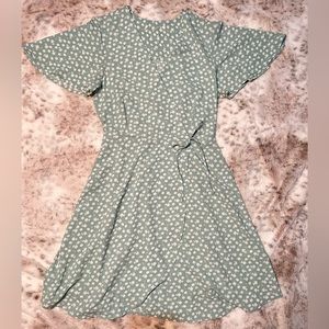 Cute M/L Floral Dress